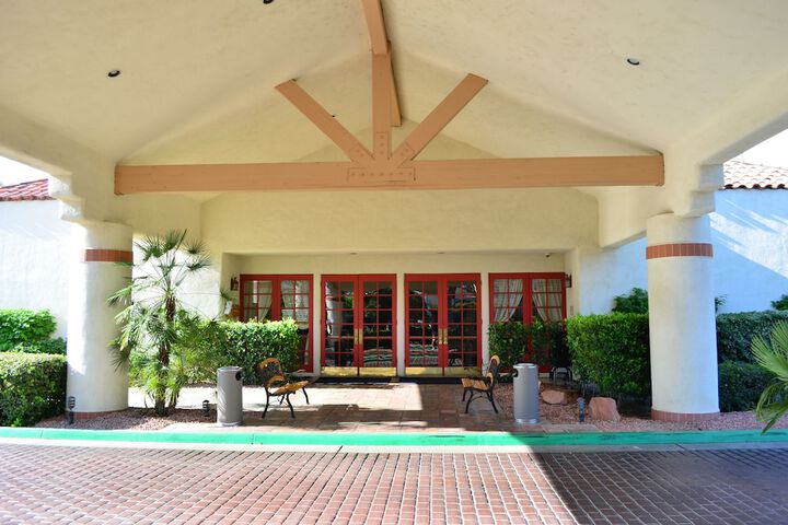 Hotel 5 of 57