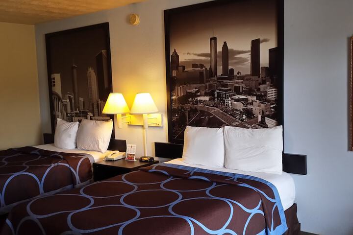 Room 10 of 30