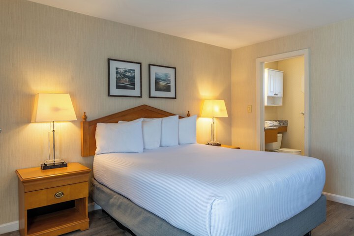Port Inn and Suites Portsmouth an Ascend Collection Hotel
