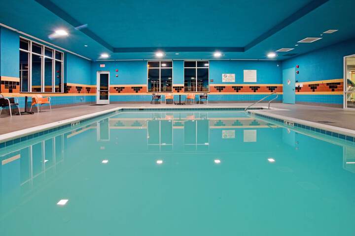 Holiday Inn Hotel & Suites Williamsburg-Historic Gateway by IHG