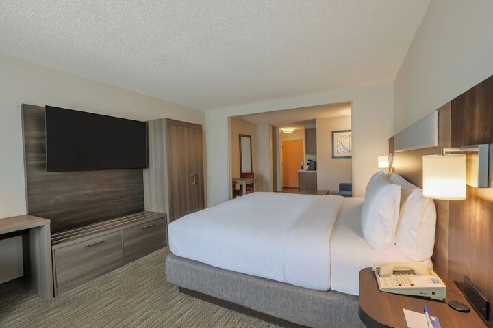 Room 45 of 73