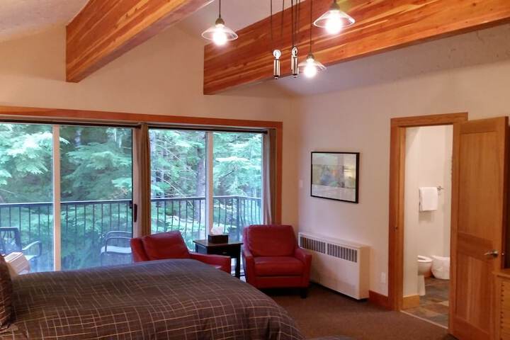 Room 8 of 37