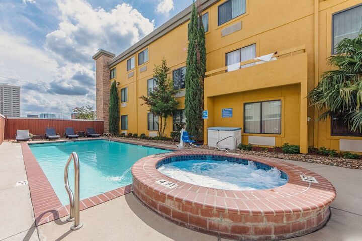 Pool 6 of 36