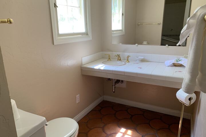 Room 42 of 116