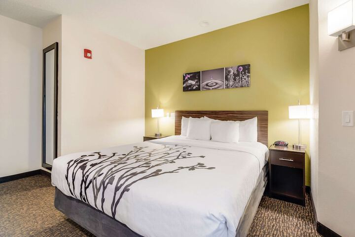 Room 22 of 36