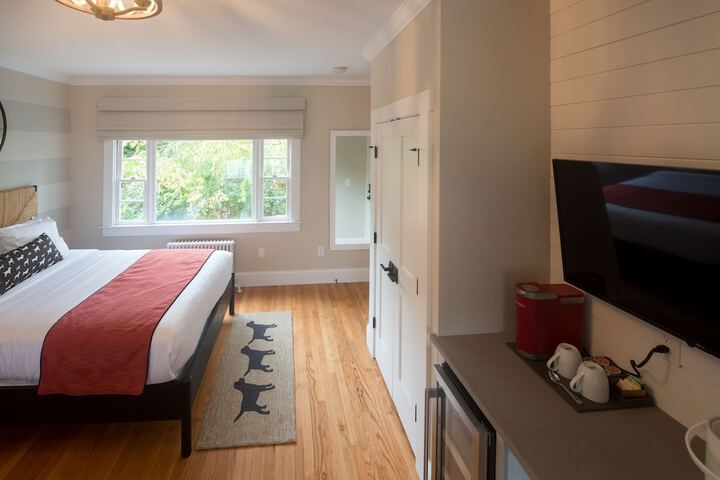 Room 35 of 59