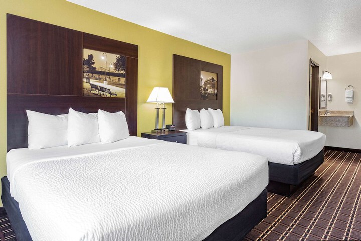 Room 21 of 50
