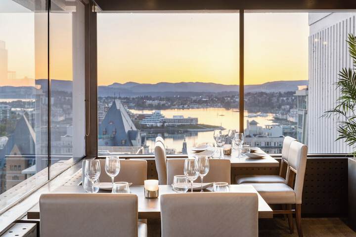 Chateau Victoria Hotel and Suites
