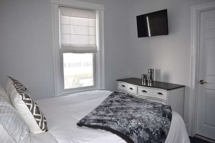 Room 101 of 183
