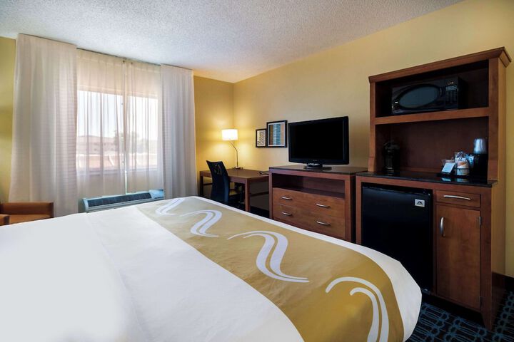 Room 18 of 31