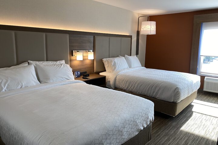 Room 7 of 50
