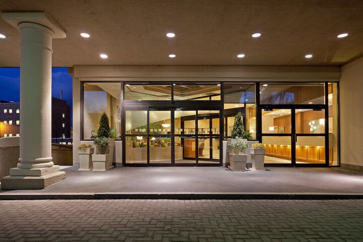 Hotel 3 of 56