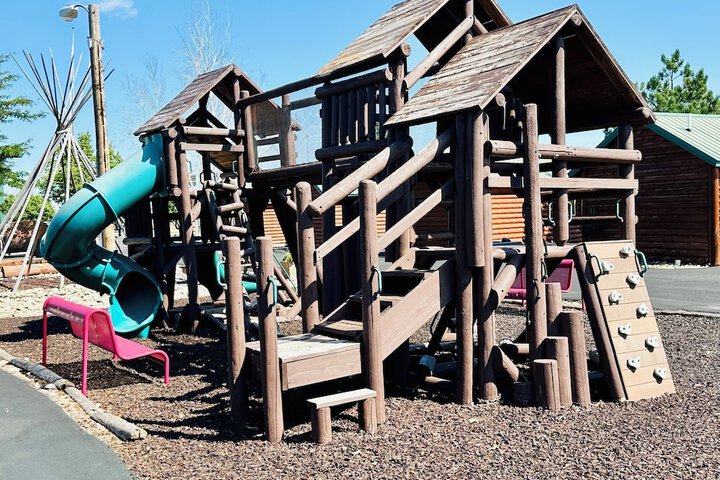 Badlands Frontier Cabins