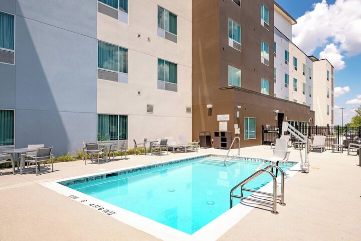 Pool 3 of 27