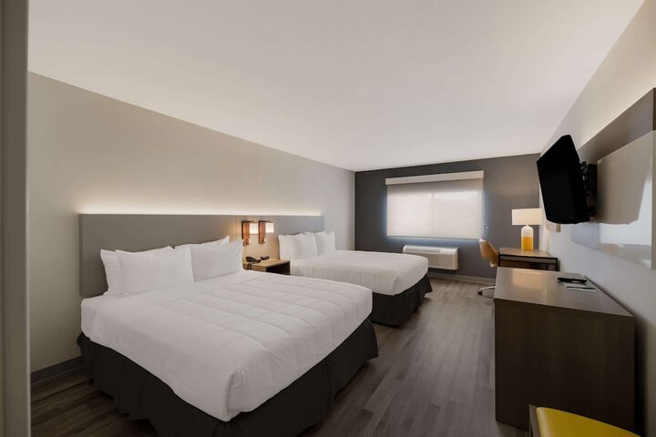 Quality Inn & Suites Artesia