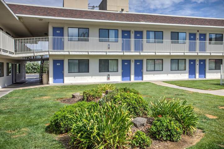 Motel 6 Williams CA
