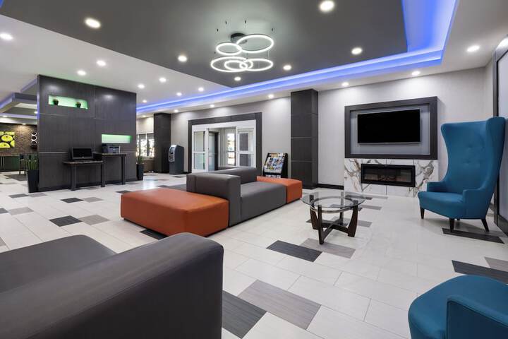 Hotel Interior 13 of 60