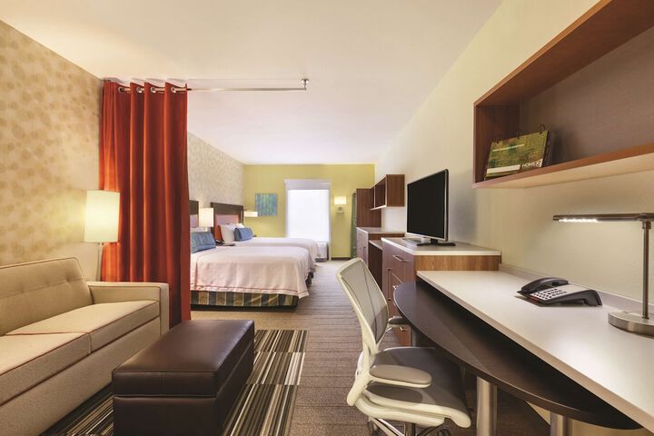 Room 11 of 26