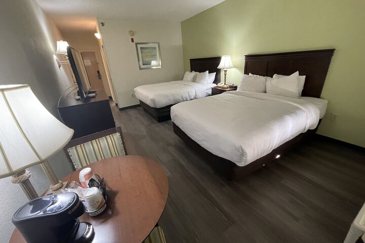 Room 71 of 141