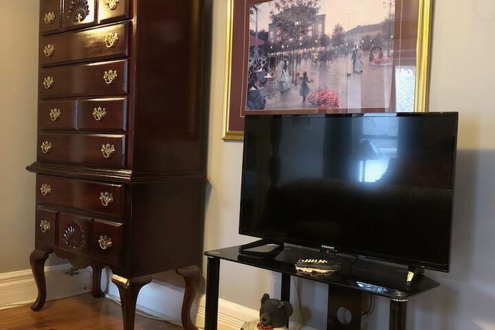 Room 50 of 82