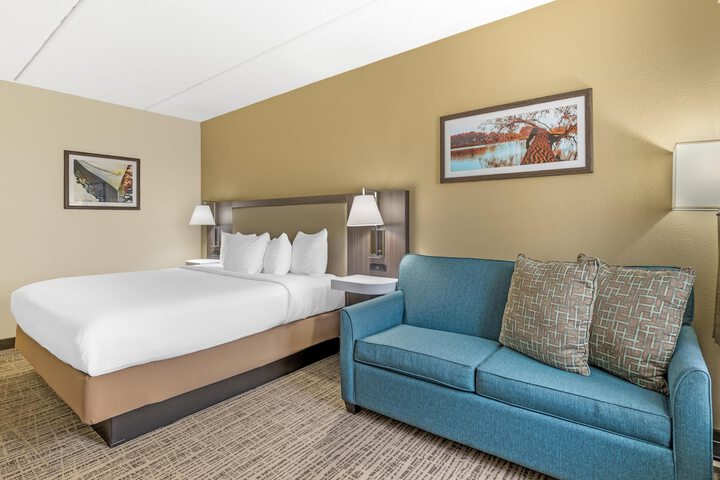 Best Western Holiday Lodge
