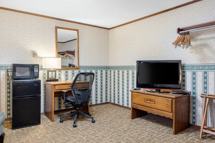 Room 51 of 56