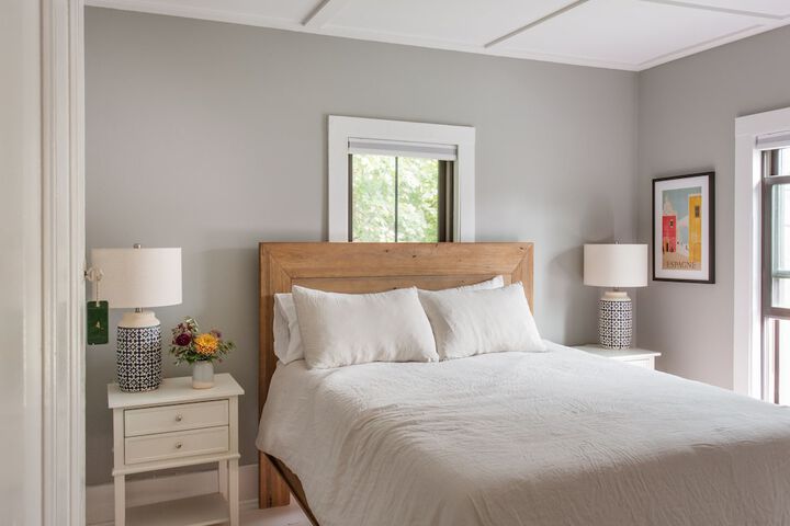 Room 6 of 29