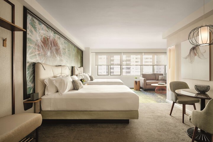 Room 21 of 32