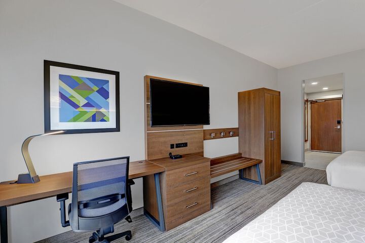 Room 34 of 57