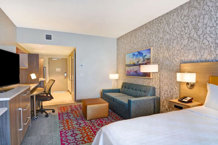 Home2 Suites Naples I-75 Pine Ridge Road FL