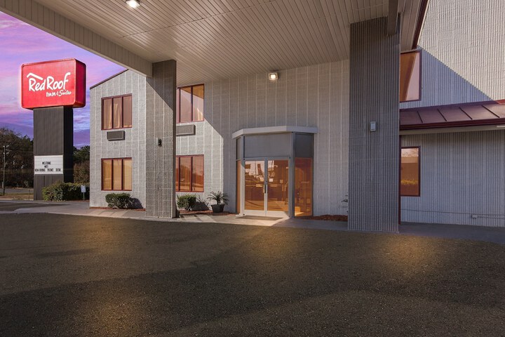 Hotel 3 of 27