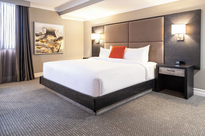 Room 202 of 354