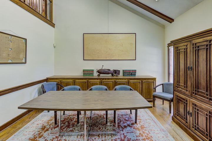 Hotel Interior 6 of 31