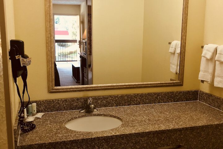 Quality Inn & Suites Conference Center Statesboro Historic District