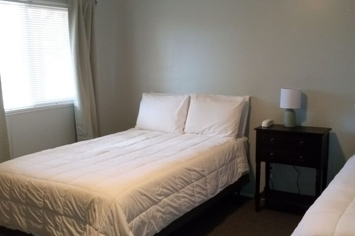 Room 48 of 86