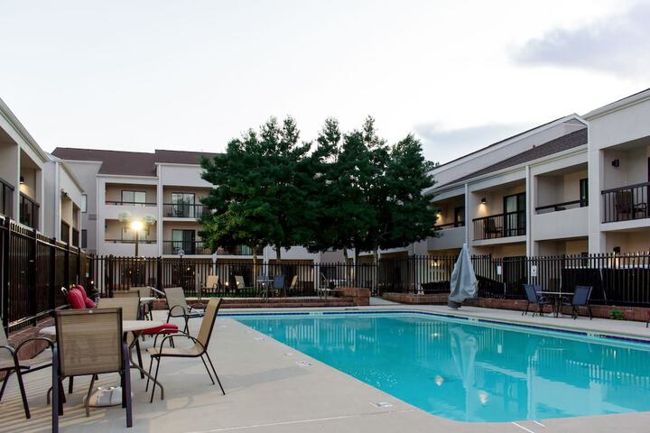 Pool 8 of 45