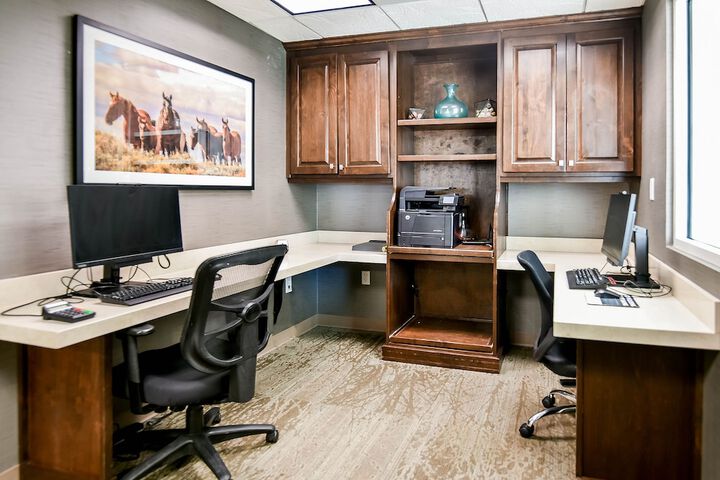 Business Center 98 of 98