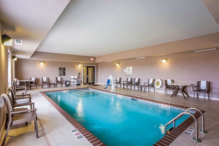 Sleep Inn & Suites Hannibal West