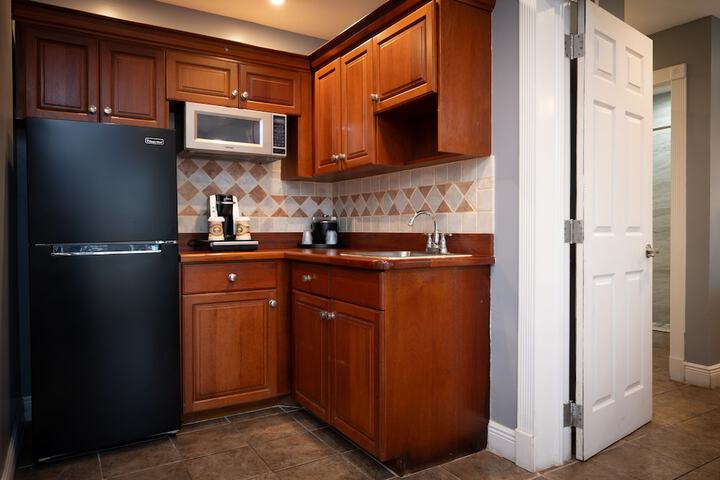 Southernmost House - Adult Exclusive