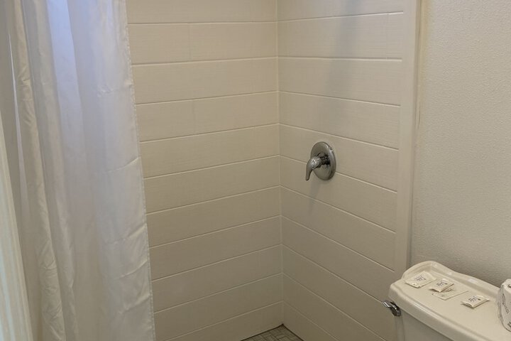 Room 24 of 30