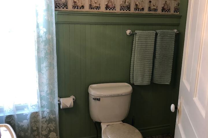 Room 22 of 44