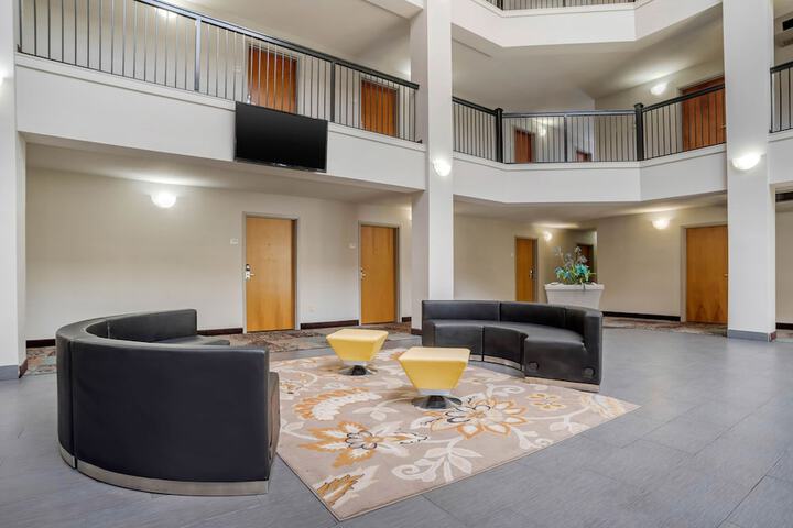 Hotel Interior 11 of 68