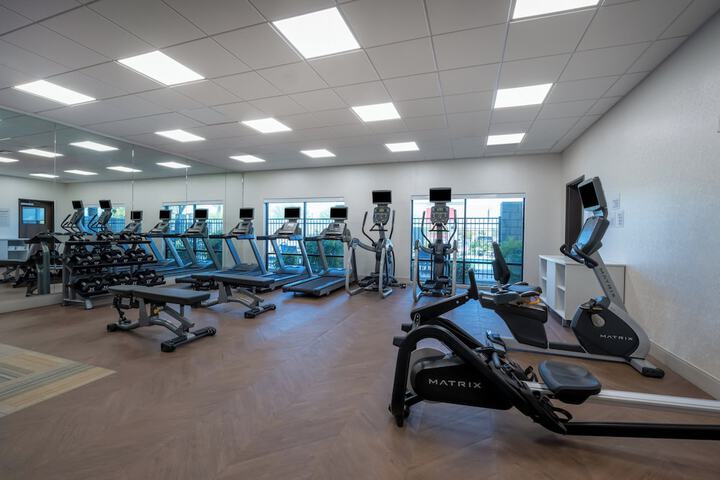 Holiday Inn Express & Suites Gilbert Mesa Gateway Airport by IHG