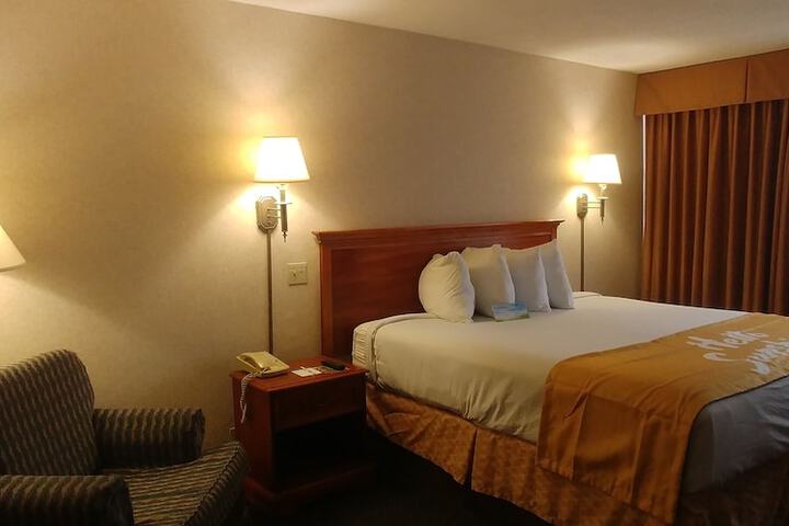 Room 14 of 21