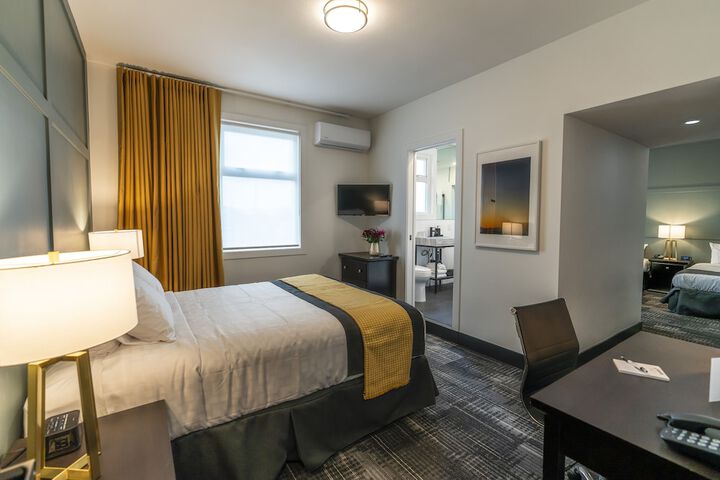 Room 15 of 42