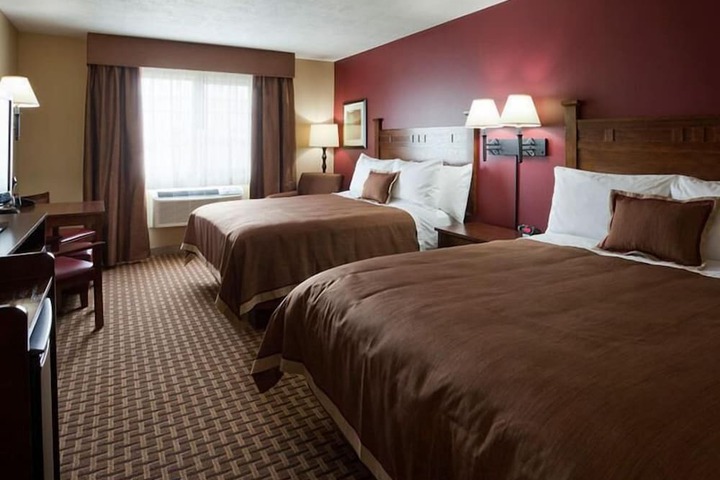 Room 6 of 20