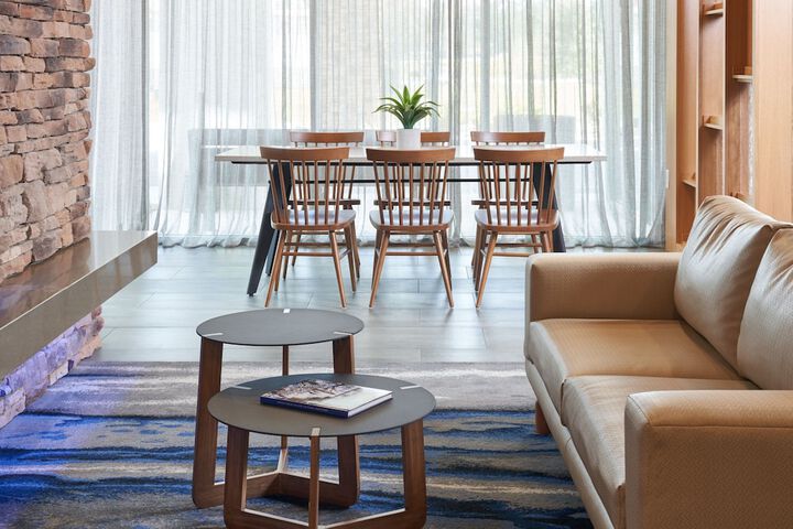 Hotel Interior 11 of 33