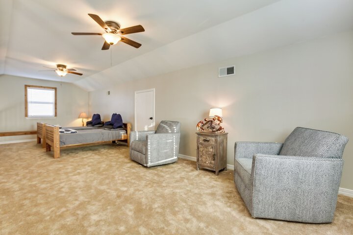 Bayou Bliss: Barataria Waterfront Getaway w / Dock!