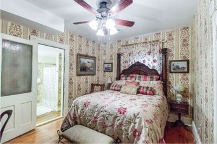 Noble House Inn