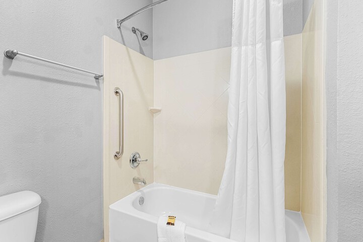 Best Western Plus Magee Inn & Suites